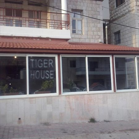 Tiger House Guest House Bcharre Luaran gambar